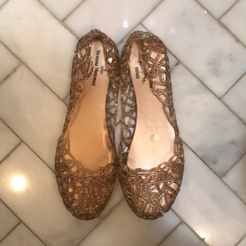 Jelly shoes